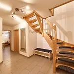 Elbsegler, 1 아파트 *